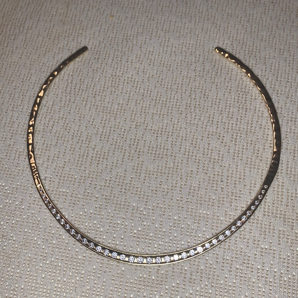 Kendra Scott necklace